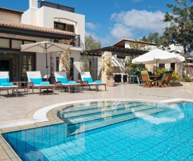 3 bedroom Villa Anassa with private pool and gardens, Aphrodite Hills Resort