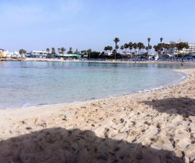 Christopher's Sandy Beach Suites