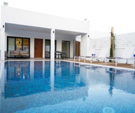 Chrystal Blue Suites 2 Bedroom Villa with private pool VASILIKI