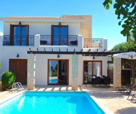 3 bedroom Villa Cardia with private pool, Aphrodite Hills Resort