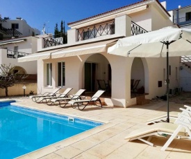 clara villa