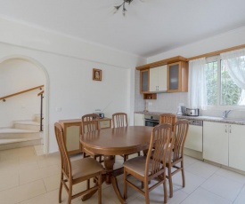 COZY HOUSE IN PAPHOS