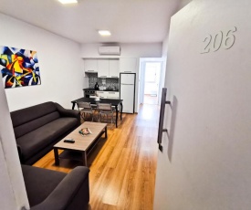 Daze Off Central Apartment