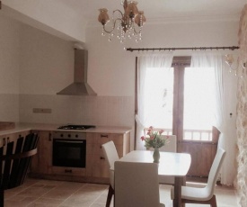 Doga Apartment