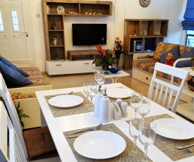 EasyStay Two Bedroom Apartment