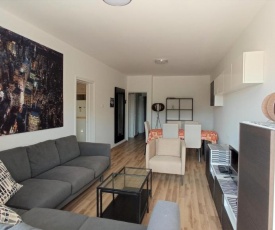 5 min to the Beach Holiday Apartment incl NETFLIX
