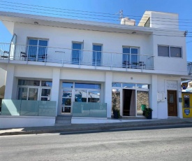 ElleNapa Apts & Studios