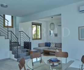 Emerald villa
