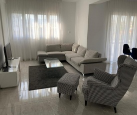 50m to the sea 3BD APT with a pool