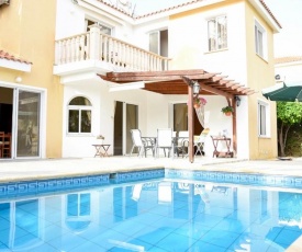 Exellent three bedroom Villa in Coral Bay