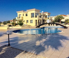 Faros Beach Apartment