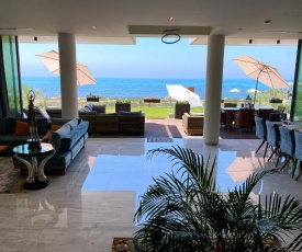 Faros Beach Front Residences No.1,