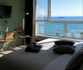 A City-center Seaview Penthouse at Oceanic