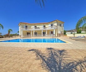 Grand villa Lynn seaview