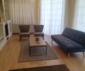 HAPPY ROOMS 2411
