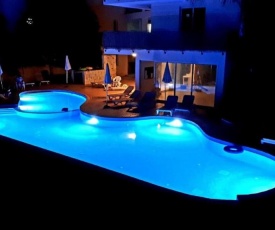 Horizon Luxury Apartment