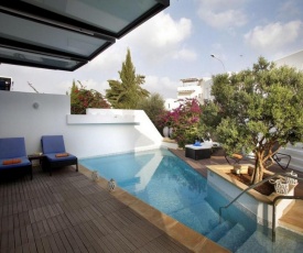 How to Rent Your Own Villa with Fantastic Private Pool, Protaras Villa 1464