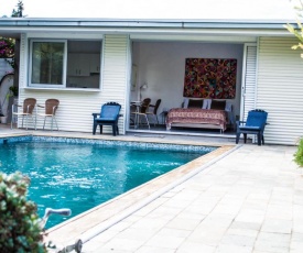 Idyllic studio with private pool