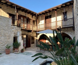 Afames House - Beautiful Traditional House
