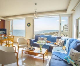 Imagine You and Your Family Renting this Perfect Holiday Apartment minutes from the beach, Larnaca Apartment 1390