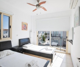 Imagine Your Family Renting a Luxury Holiday Villa Close to Paralimni’s Main Attractions, Paralimni Villa 1288