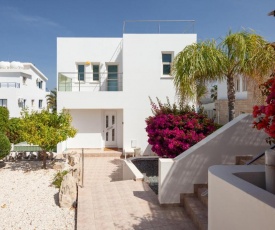 Infinity Luxury 4 bedroom Villa
