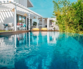 Island Home Seaside Villa