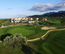 Korineum Golf & Beach Resort
