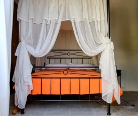 Kozakos Luxury House