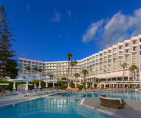 Leonardo Plaza Cypria Maris Beach Hotel & Spa