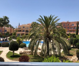 Limnaria Gardens - comfy 2 bed, spacious apartment