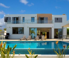 Limni Beach Villa - Beachfront Four Bedroom Luxury Villa