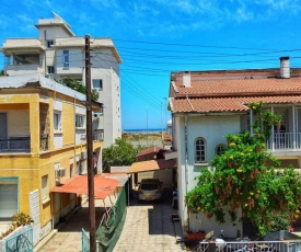 Lovely place with 2 bedrooms and Sea View
