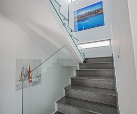 Luxury 6 Bedroom Villa with Private Pool, Protaras Villa 1236
