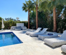 Luxury villa Roma near the beach