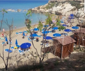 Mad beach