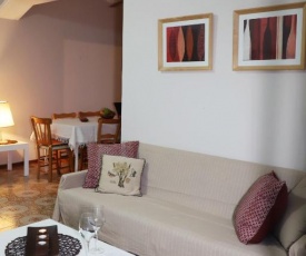 Maria Court 2, Apt 32