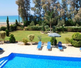Marlin Beach Front Luxury Villa - 4 Bedrooms