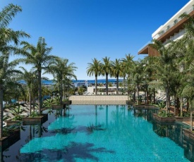 Amanti Hotel, MadeForTwo