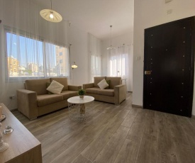 Modern Apartment Valentino GL144