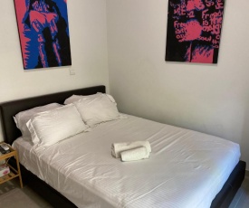 Modern City Center Apartment Saripolou 2