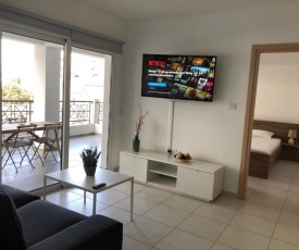 Must Stay - City Center