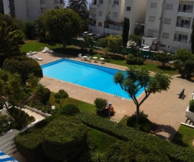 Amathusia beach apartment