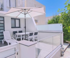 Nissi Twins Apartments
