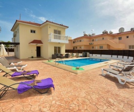 Nissi Villa Crystal