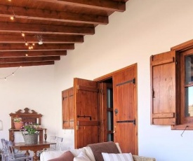Nostos Vouni Suites