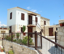 Olympia Traditional Houses