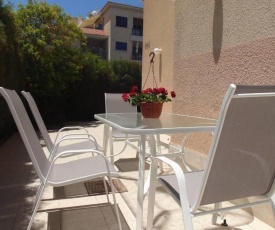 Pafia Sunbeach Townhouse