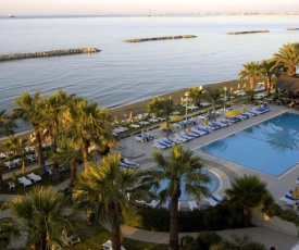 Palm Beach Hotel & Bungalows