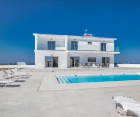 Paralimni Villa Sleeps 12 with Pool